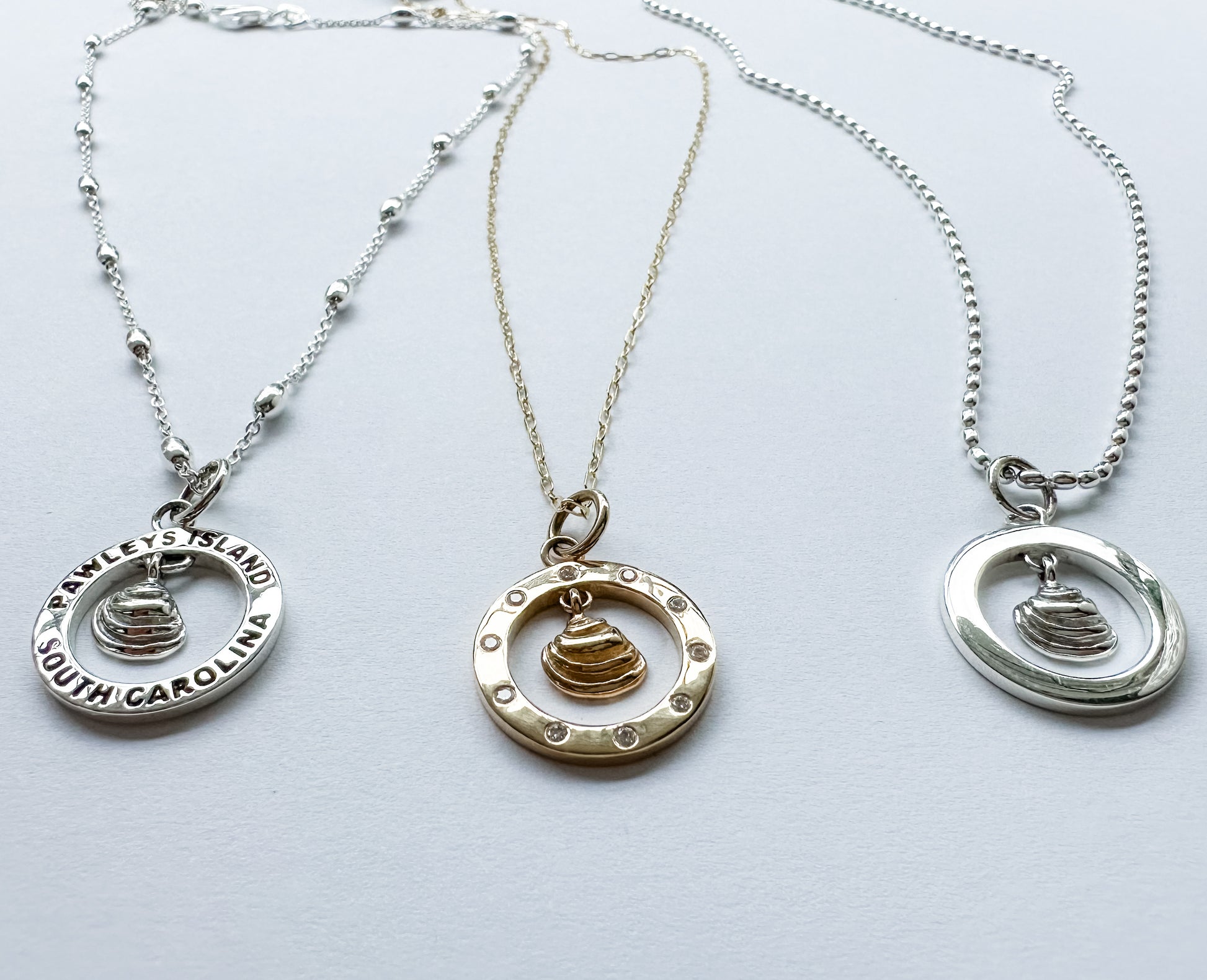 Loyal's Halo Pawleys Island Shell Pendant - 14k Yellow Gold